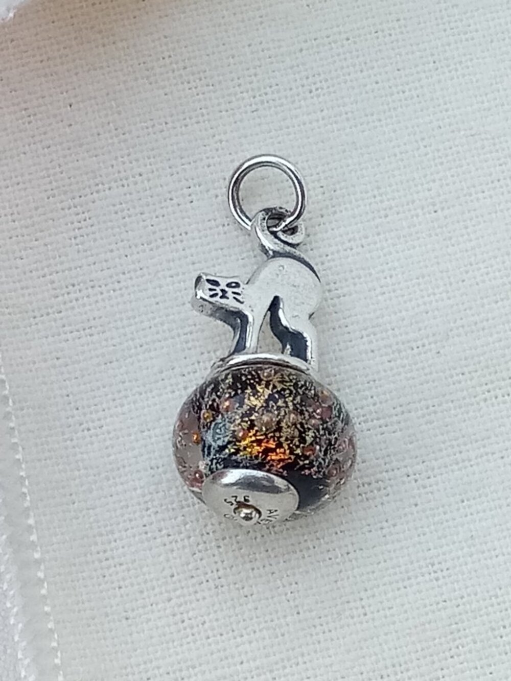 Retired James Avery Scaredy Cat Sterling Silver Glass Bead Charm pendant new